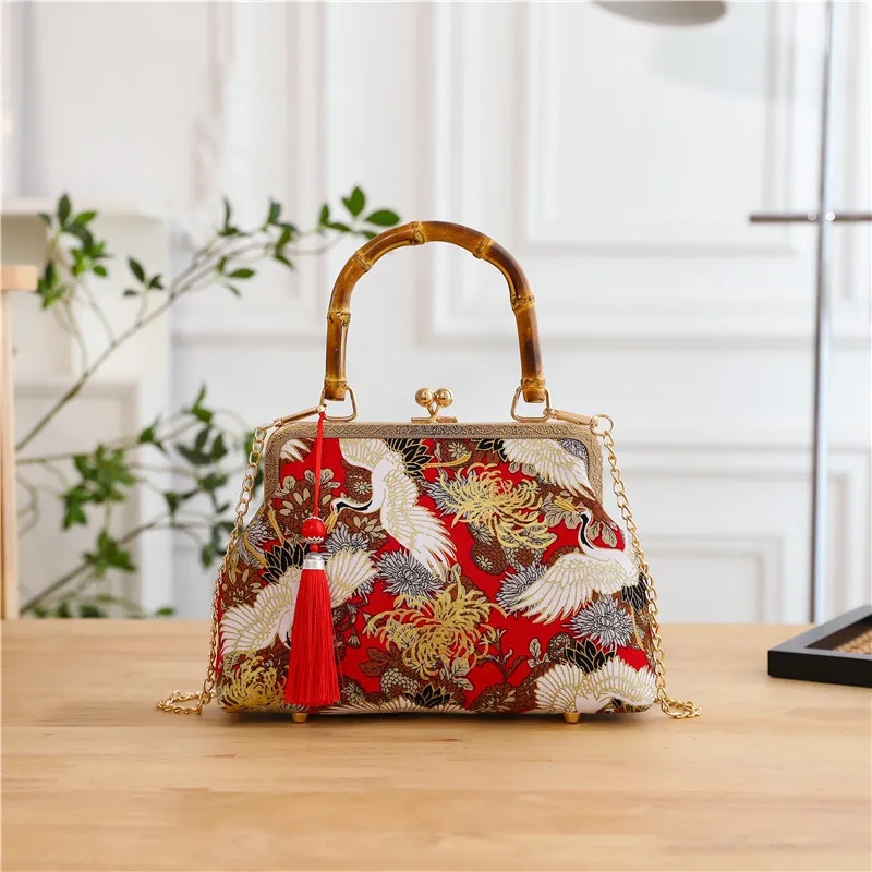 dhgate's tweet image. Grace in every step 🕊️✨ A classic-style bag inspired by the red-crowned crane, bringing poetic elegance to your everyday look
Shop now🛒cutt.ly/MtlK6040
#AncientStyle #OrientalAesthetic #StatementBag #CulturalVibes #OOTDInspo #DHgateFinds
