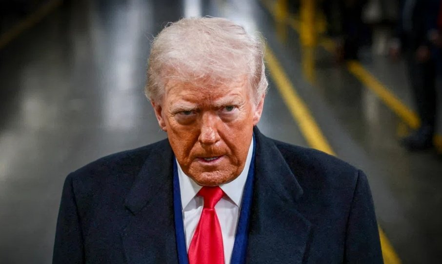 glenn_tunes's tweet image. HE'S A NARSISSISTISK SOSIOPAT WHO'S TOTALLY DETACHED FROM REALITY 🤬😤 AMERICA HAS A RESPONSIBILITY TO STOP THIS MADNESS BEFORE HE STARTS A GLOBAL WAR 🤬😤