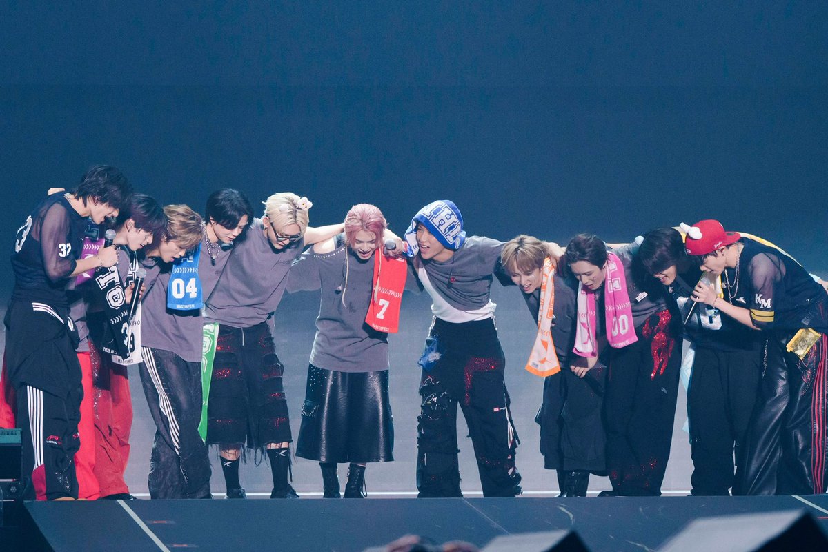 ひざ借りよう tweet media