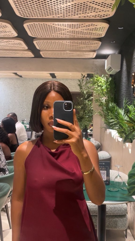 Domotimi22's tweet photo. New week, new focus ✨

I’m Domotimi Okiakpe, a Product Designer who enjoys building meaningful, user-centered experiences.

Here’s to small steps, consistency, and steady growth this week https://t.co/doI6G29G9g