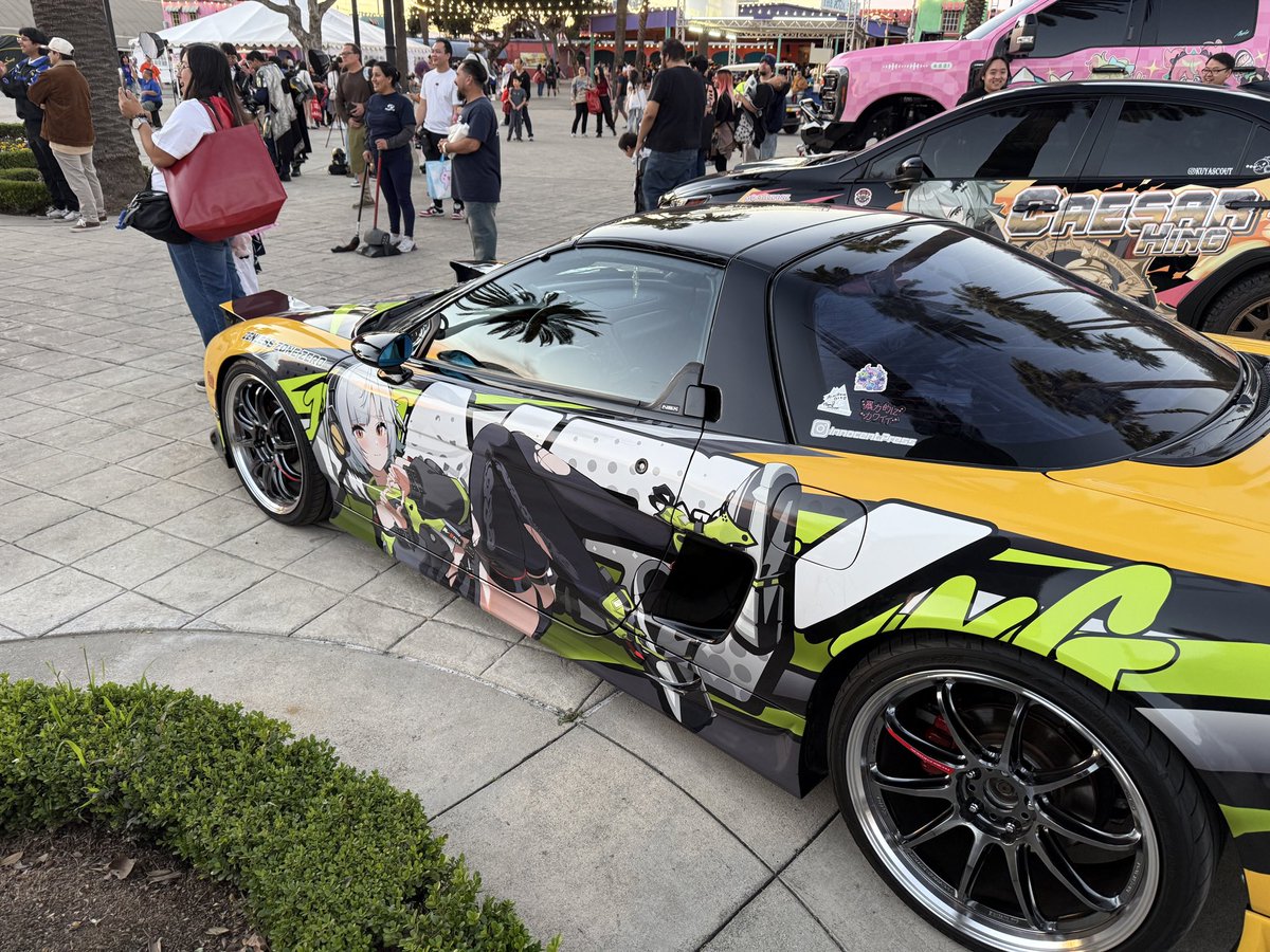 Silly Anby car at #ANIMEImpulseLA2026 🙏🍔#zzzero