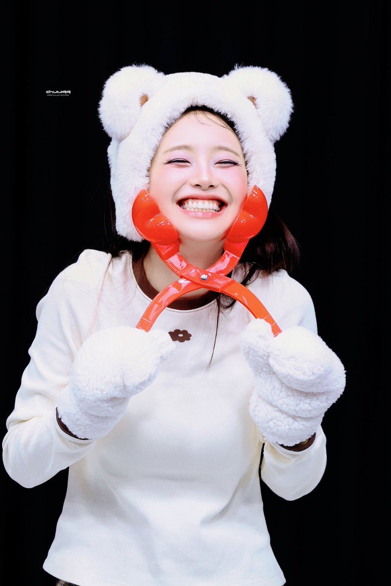 아니 하｡ ｡ ｡ ｡ ｡ ｡ ｡ ｡ ｡ 
나 정햇다 이 쫀득쿠키보다 말랑한 아기에게 모든 사랑을 올인하기로