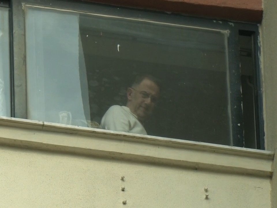 muratemirchp's tweet image. Beylikdüzü Belediye Başkanımız Murat Çalık’ın durumu sadece bir tedavi hakkı ihlali değil, sistematik bir hak ihlali ve intikam halini aldı. Kendi takibini ve ameliyatını yapan hekimler dururken, "Sipariş rapor" düzenleyeceği şüphesi uyandıran heyetlere zorla sevk etmek,…