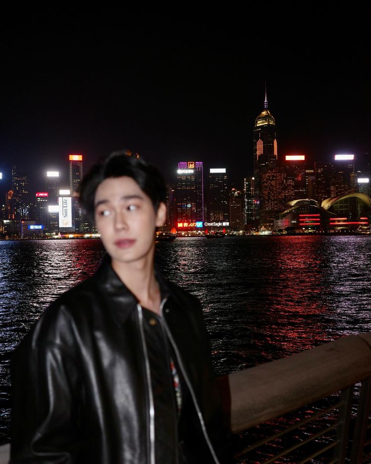 zxbby3's tweet image. #Dewtee AU
; Love in the fast Lane (8)

— life after break up, DarionThera.