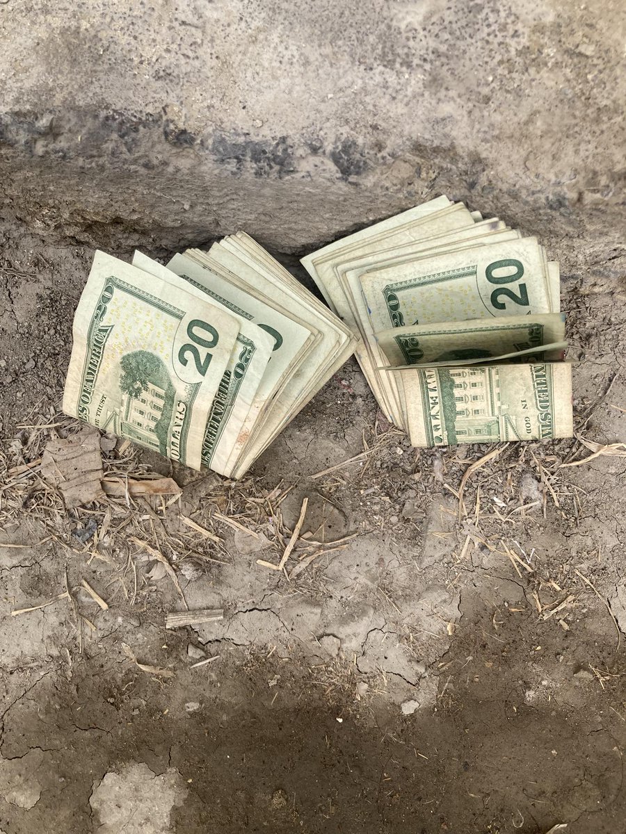 Bandidosfrases's tweet image. Así como trates está imagen te ira en 2026 🤑