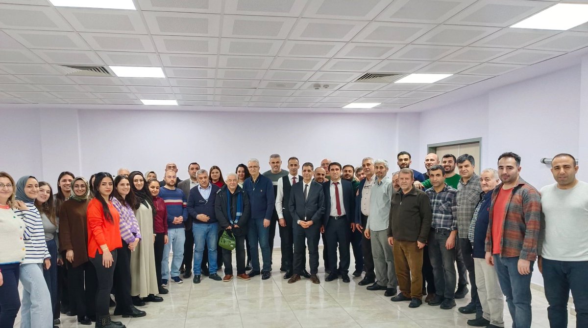 Malatya Kadastro Müdürlüğünde Kont. Müh. Sn A.İhsan GÜRBÜZ’ün Adıyaman Kad.Müdürlüğüne Kad.Müd. olarak atanması sebebiyle,  veda yemeği düzenlenmiştir. Törende Bölge Müd. Sn M. Afşin ALTINÖZ tarafından kendilerine plaket verilmiştir. Yeni görevinde başarılar dileriz.<a href="/tkgmgovtr/">Tapu ve Kadastro</a>