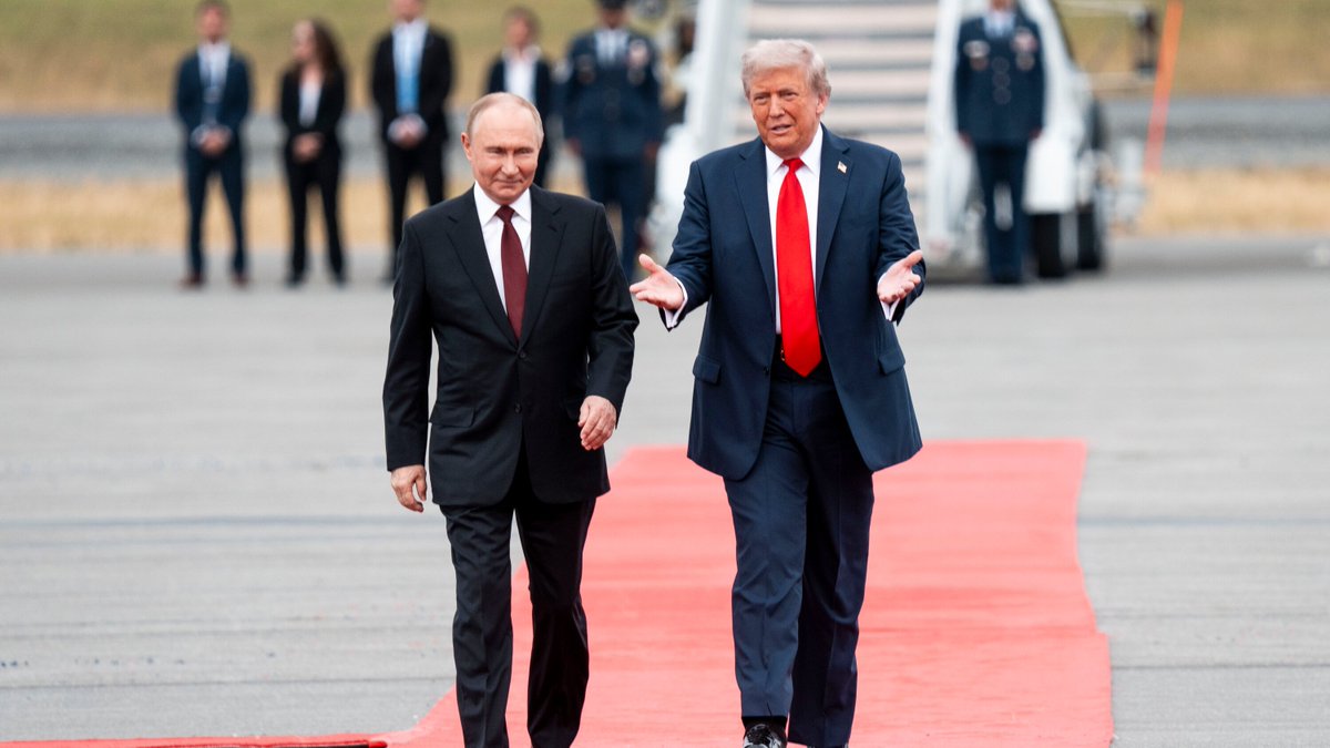 visegrad24's tweet image. Kremlin spokesman Dmitry Peskov said that Putin has received an invitation to join the Gaza Peace Council being created by Donald Trump.