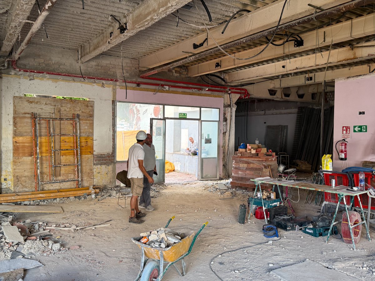 REFORMA HOTEL ESTACION MARBELLA
Reforma integral hotel estación de autobuses de Marbella. Se convertirá en un hotel de 4 Estrellas con un diseño moderno y eficiente. Contará con la tecnología más avanzada de domótica y sistemas de control así como gimnasio y piscina en cubierta