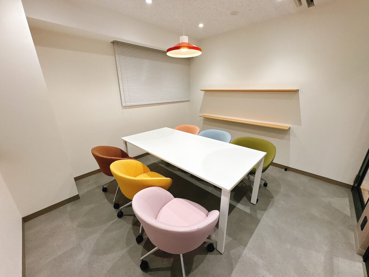 cg_0901's tweet photo. このたび株式会社Creative Groupは、事業拡大および組織体制強化に伴い、オフィスの3階フロアを増床いたしました。

今回の増床により、これまで以上にクリエイティブ制作・PR・マーケティング・エンターテインメント領域における各チームの連携を強化し、よりスピード感とクオリティの高いサービス提供を実現してまいります。

今後も「Think Beyond.」の姿勢のもと、クライアント・パートナーの皆さまにとって価値ある成果を生み出せる環境づくりを進めてまいります。

所在地 〒102-0075 東京都千代田区三番町22-7三番町関野ビル3・4階（Creative Group 本社）

引き続き、株式会社Creative Groupをよろしくお願いいたします。