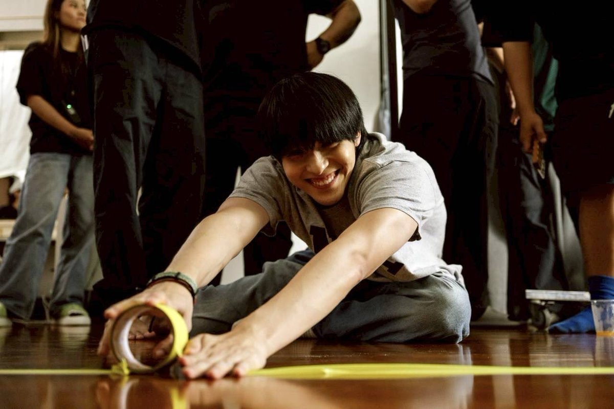 WUseriesGMMTV's tweet image. Q.7 แจกร้อยยิ้มสดใสของนิรันดร์เป็นกำลังใจวันจันทร์ครับ!😁

#WUTheSeries
@skywongraveee