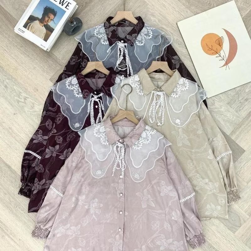 be_mymoon's tweet photo. Cek NAJWA - DONNA BLOUSE MOTIF BUNGA KOMBINASI RENDA | BLOUSE ELEGAN KEKINIAN BEST SELLER dengan harga Rp69.999. Dapatkan di Shopee sekarang! https://t.co/qmXd6g69lg https://t.co/EVo5R2pAbB