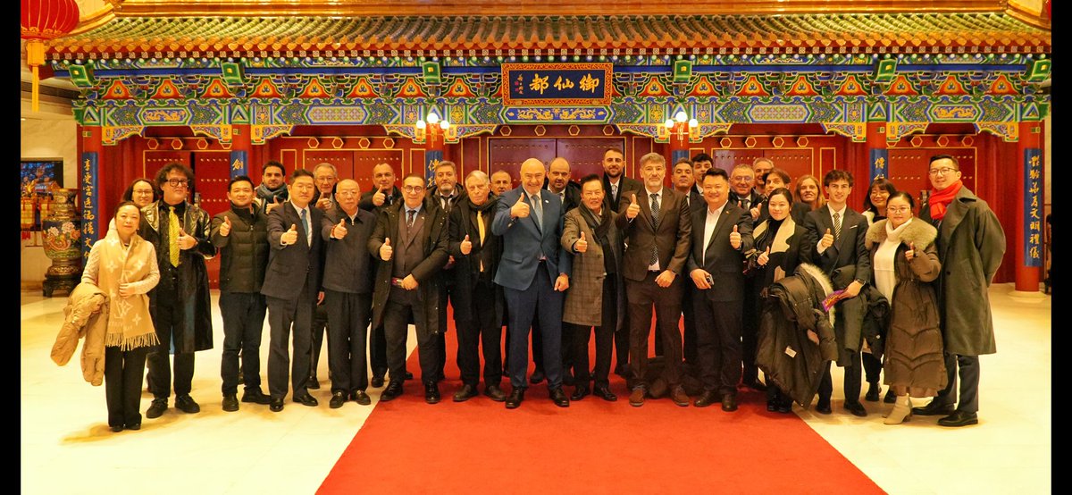 CEL León tweet media