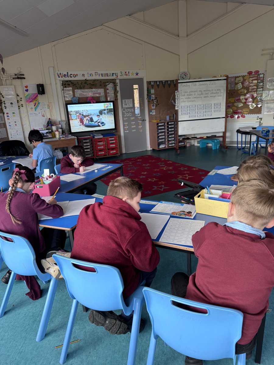 ClydemuirPS's tweet photo. Itโs a new week and P3/4 are starting off the week writing about โThe Floodโ to kick off week two of our #improvingwriting project โ๏ธโ๏ธ https://t.co/WZ9lj6yQDn