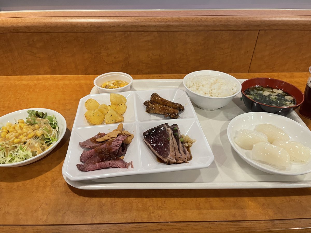 今日の晩御飯
船飯なかなか美味い