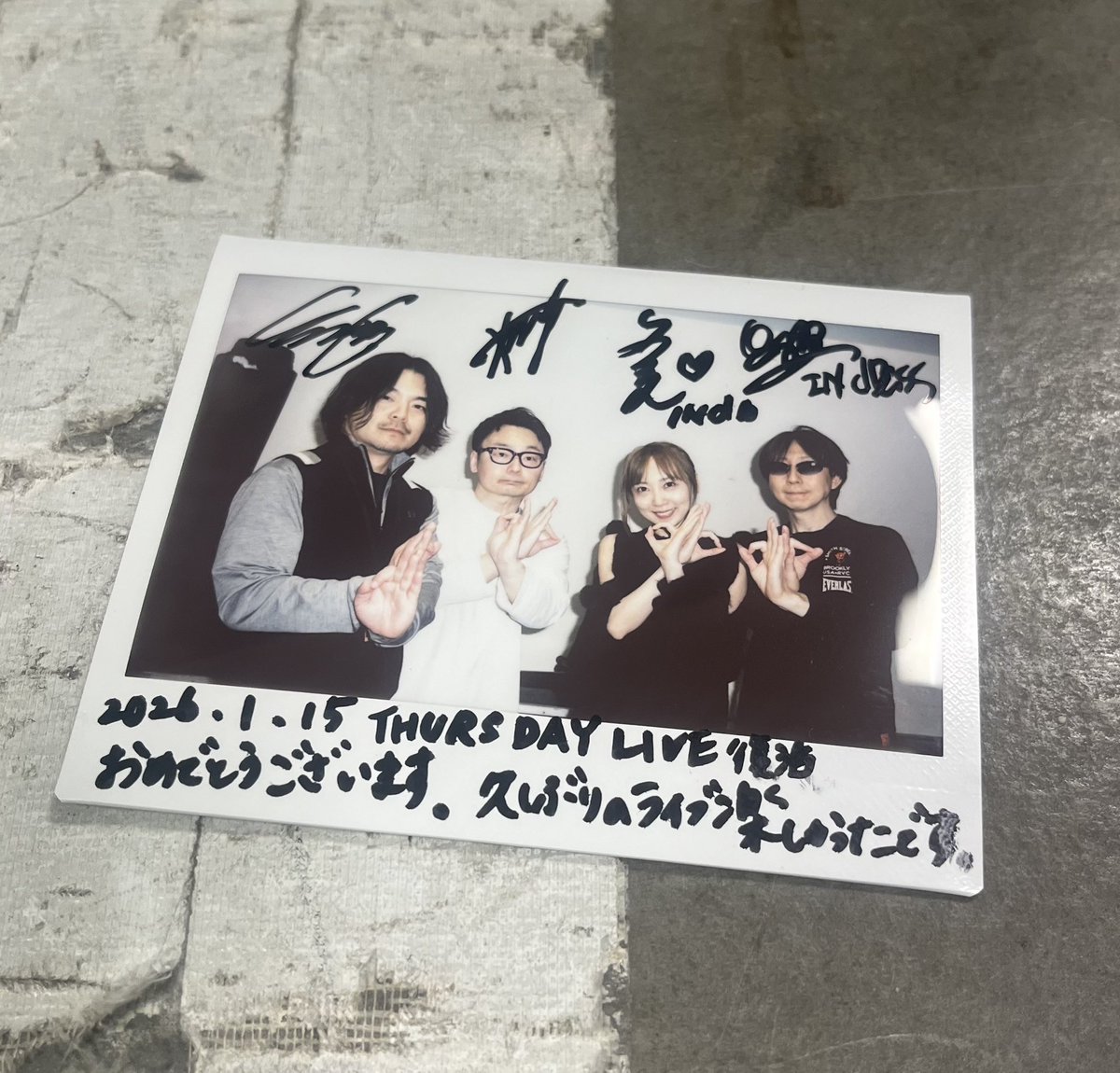 THUSRDAY LIVE完全復活第一夜のシークレットゲストは、三枝夕夏さんでした！！

このLIVEのために、
dbメンバーと共に16年ぶりにステージに立ってくださいました✨
懐かしのデシデシコールも復活‼︎
特別な時間を本当にありがとうございました🥲💕