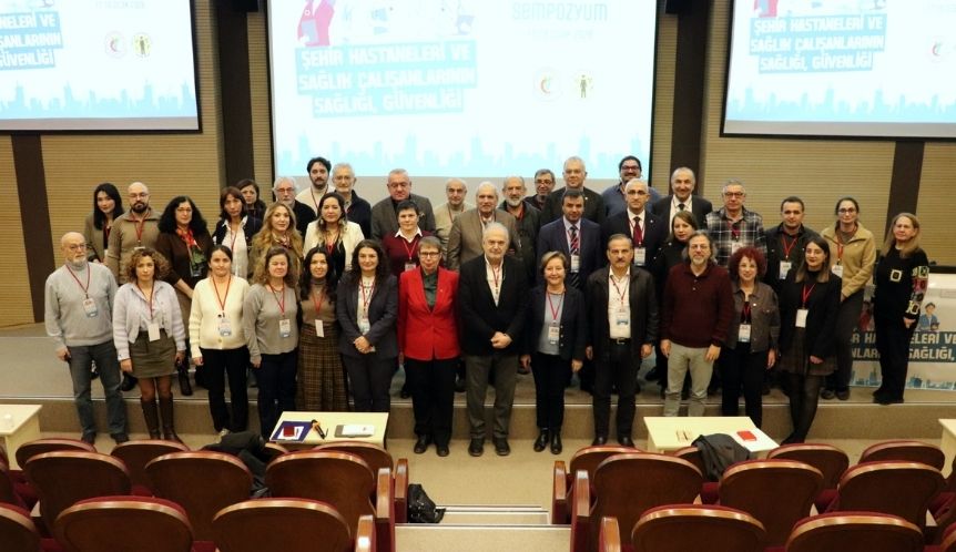 “Şehir Hastaneleri ve Sağlık Çalışanlarının Sağlığı, Güvenliği” Sempozyumu Ankara’da Yapıldı

🔗 ttb.org.tr/145yl3g

Sempozyum kayıtları için 👇 

📌 Açılış &amp; I. Oturum: Şehir Hastanelerinin Türkiye Sağlık Hizmetindeki Yeri
📽 youtube.com/live/X4FbdWcIe…

📌 II. Oturum: Şehir