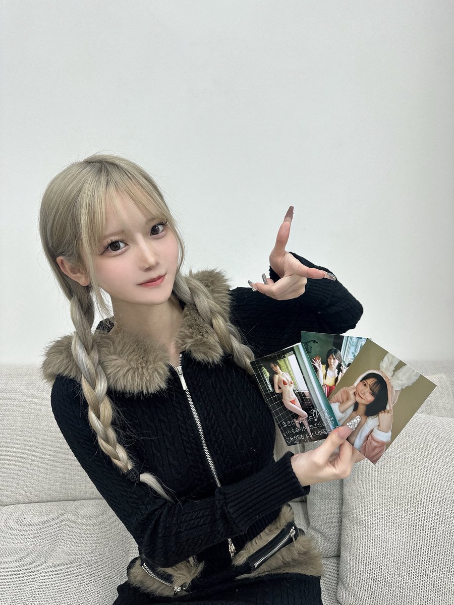 116tn_1's tweet photo. お知���せ📢

DMMオンクレ様とのコラボ展開中です！！

期��は2025年12月26日(金)18:00～
2026年1月26日(月)23:59です♡

おすすめのグッズはブロマイドです！♡
コメント付きのもランダムで当たるので是非遊んでみてね

DMMオンクレリンク🔗
https://t.co/mzNkteYBNp https://t.co/JejmSzDwZ9