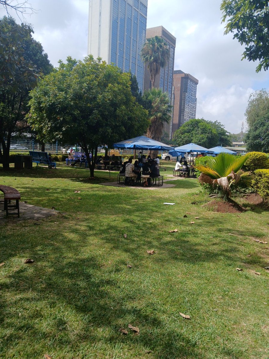 ShillahF5617's tweet photo. Wellness grows where community exists .#wellness #UoN #MentalHealth #unctv https://t.co/O2NOgXKOja