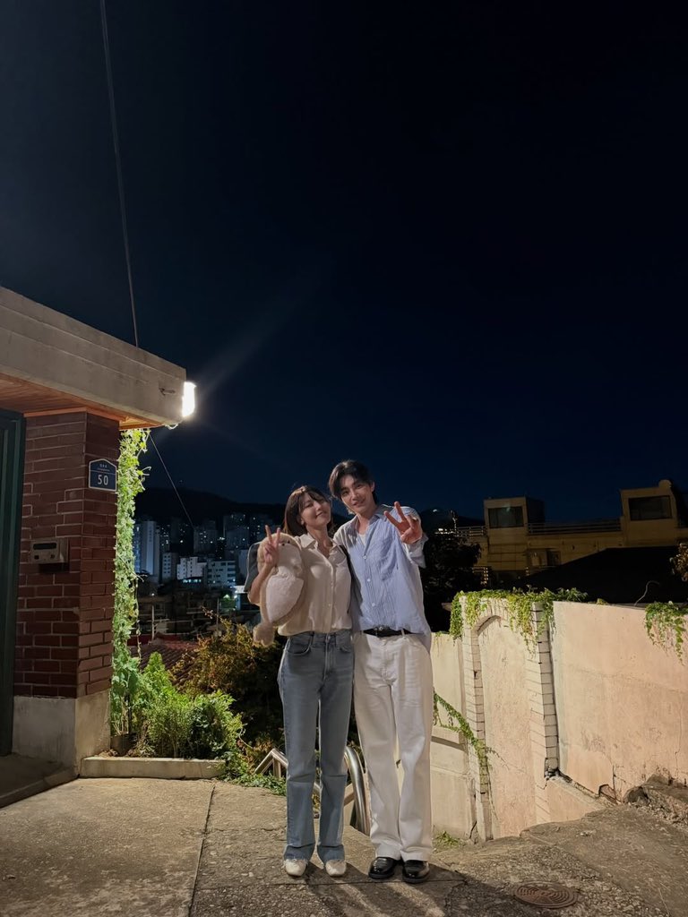 foreversyc's tweet image. New pictures from tonight’s date!! 🥹 they’re so cute pls!!
I can’t wait for tonight 😭

#IDOLI #아이돌아이 #IdolIEp9