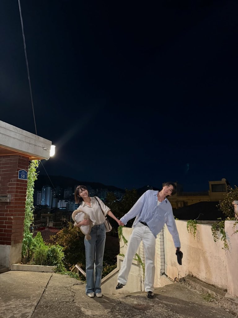 foreversyc's tweet image. New pictures from tonight’s date!! 🥹 they’re so cute pls!!
I can’t wait for tonight 😭

#IDOLI #아이돌아이 #IdolIEp9