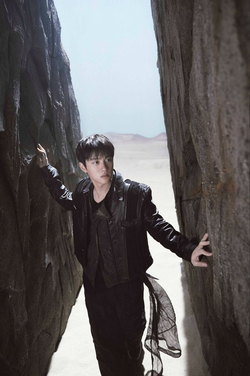 'KNOCK KNOCK!' tweet media