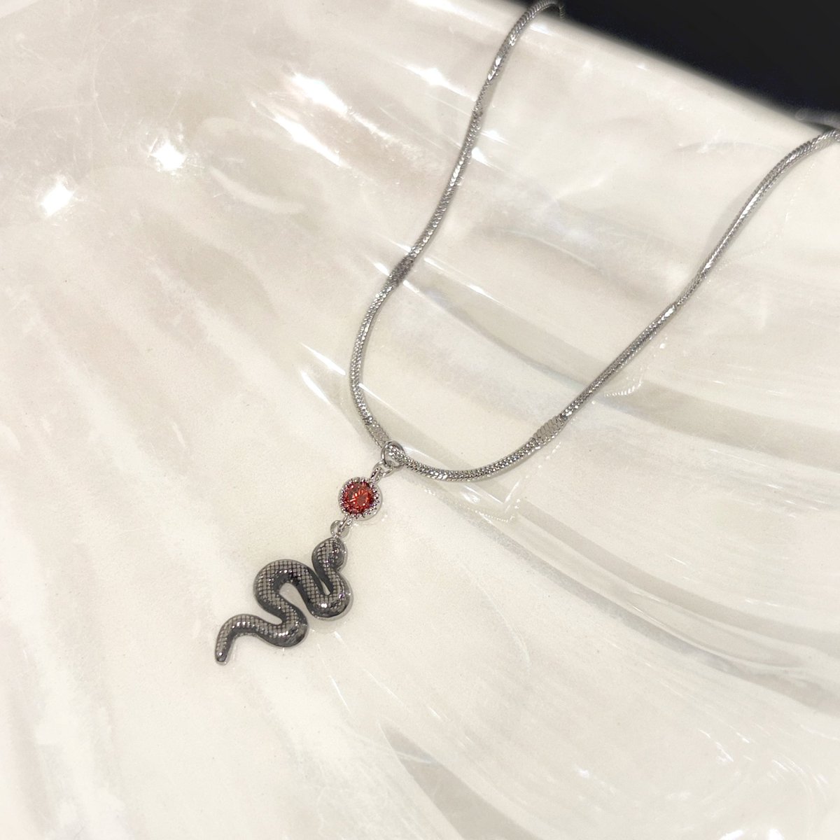 망각의 물고기 tweet media