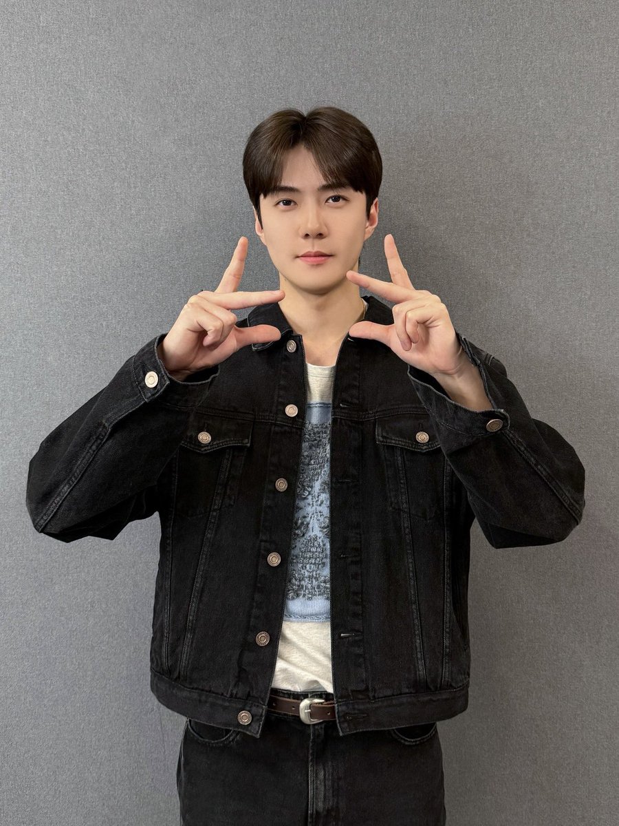 new photo update of sehun from melon 🖤📸