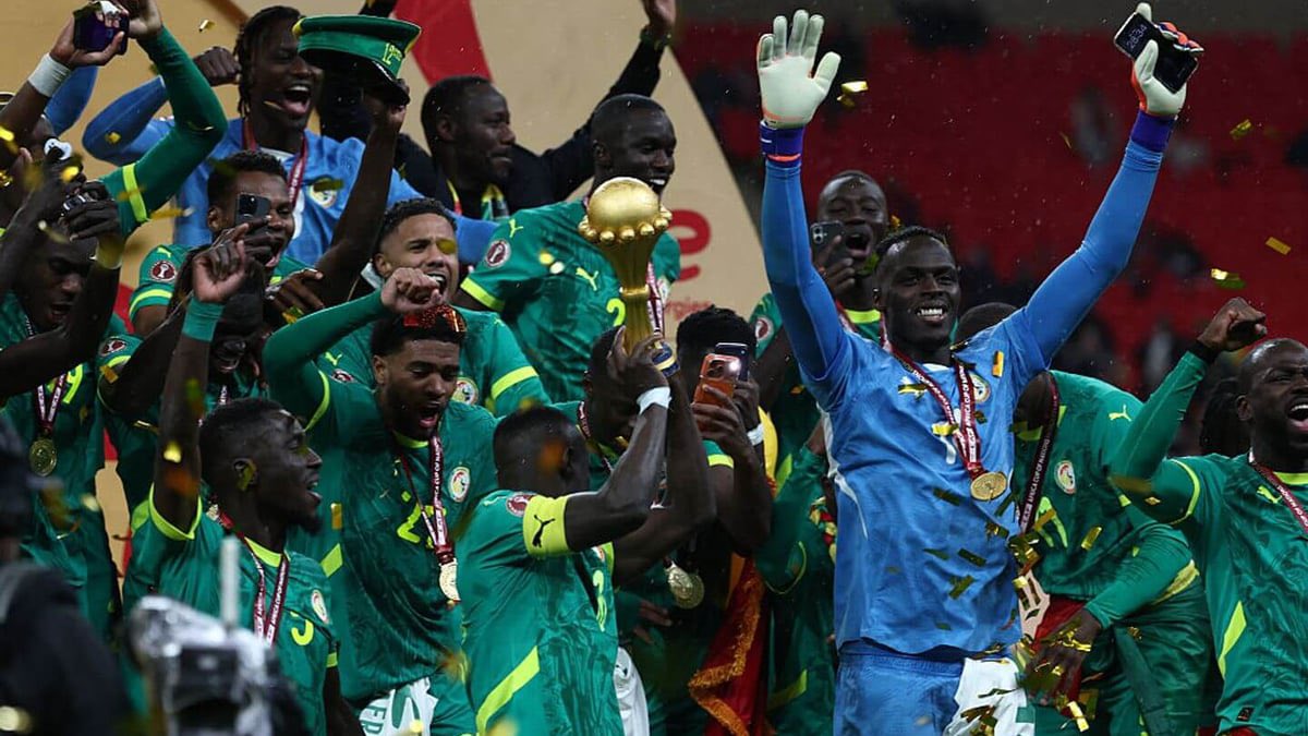 How did #Africa’s showpiece go from brilliant officiating &amp; great use of VAR in #IvoryCoast to farcical refereeing at #AFCON2025?

Great tournament’s staged in a country with great facilities yet overshadowed by unsporting conduct &amp; towel saga.

One step forward, two steps back!