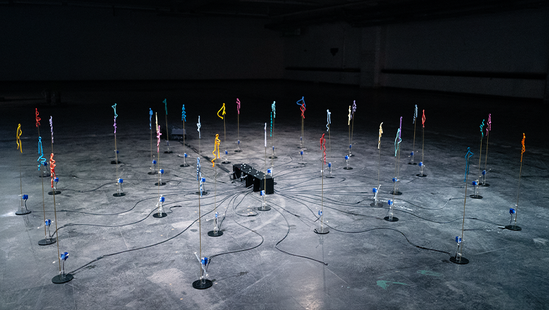 『Material Experience Design』by xlab （筧康明研究室）| 東京大学
素材の特性や振る舞いにテクノロジーを交差させ、質感を通してナラティブを探究する複数の作品を展示
ーSEE IT AT #TOKYOPROTOTYPE