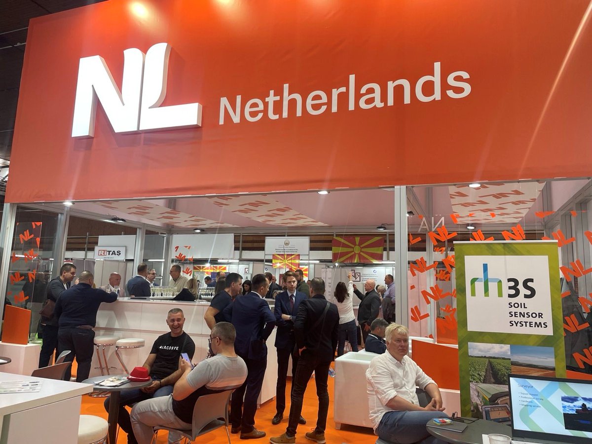 🌿🚜 Interested in expanding your business in the Western Balkans? Join the Netherlands’ Orange Pavilion at the Novi Sad Fair and connect directly with regional partners. Read more 👉 t.ly/iZrus.
