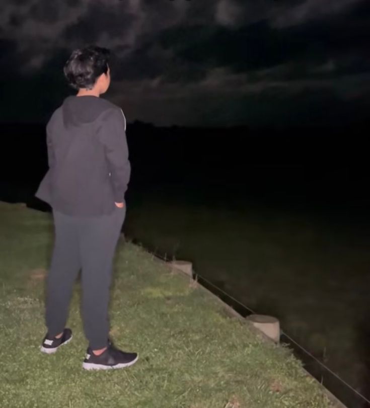 amayanexdo's tweet image. Así me siento siendo la única a la que le hizo gracia el skit de la snl de stranger things