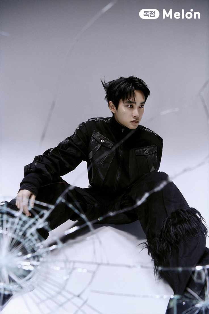 'KNOCK KNOCK!' tweet media