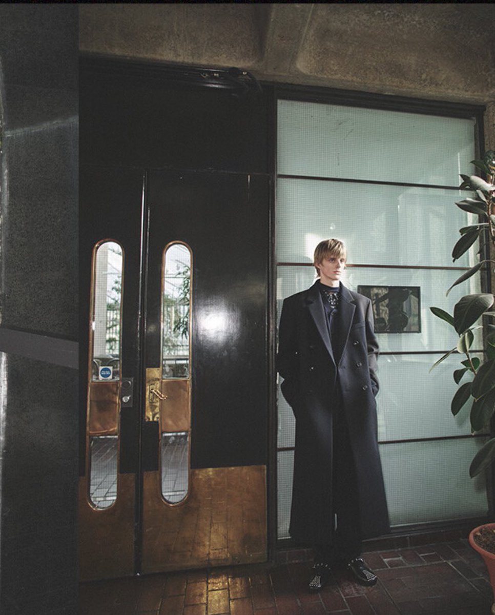 Mylilforest_js's tweet image. 시스템 2025 F/W 컬렉션

지성이랑 잘 어울릴 브랜드야