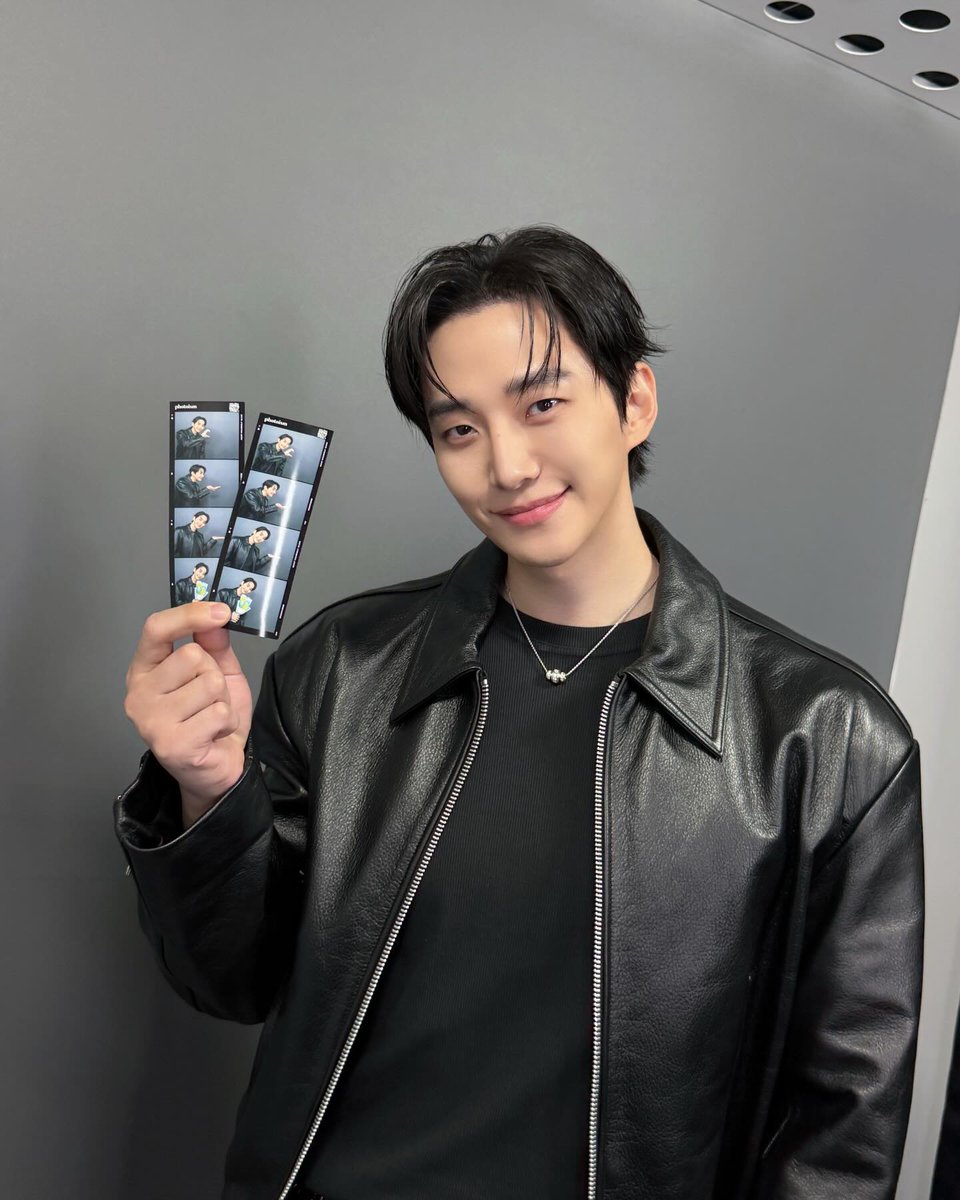 260119 post_leejunho Instagram ➊
⠀⠀⠀⠀⠀⠀⠀⠀⠀
함께하는 모든 날이 잊쁘다💛
이준호의 축복 끝이 없네✨
✔️instagram.com/p/DTsDQrgAc5h

【LEE JUNHO x photoism】

① STUNNING US ver.
② HBD JUNHO ver.

📅 26.01.20(TUE) - 26.03.15(SUN)

#2026_LEEJUNHO_FANMEETING
#이준호 #LEEJUNHO