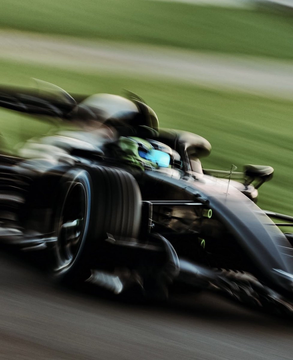 Simon McNamara tweet media