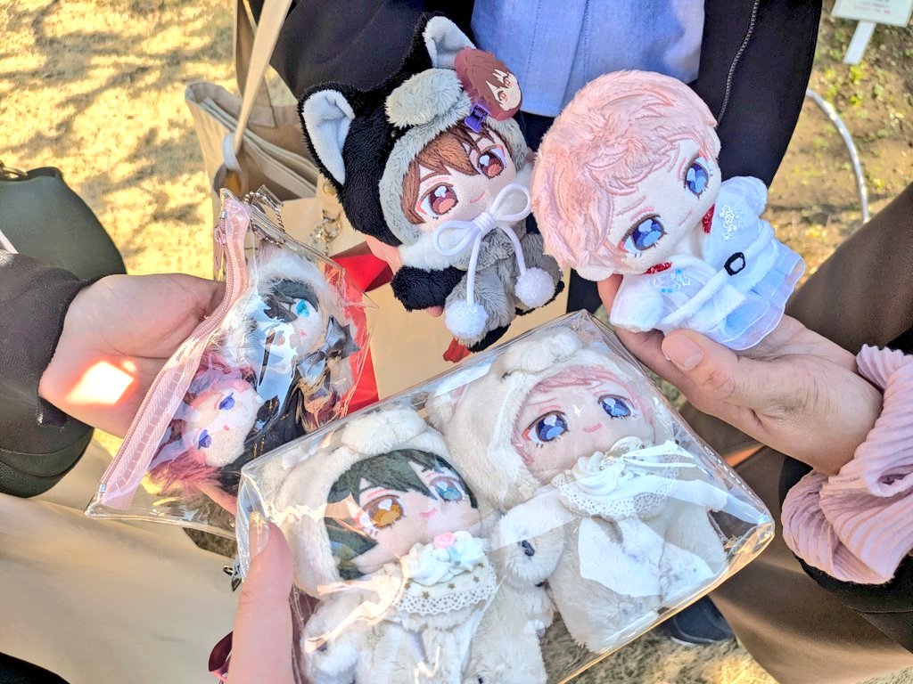 メォソ tweet media