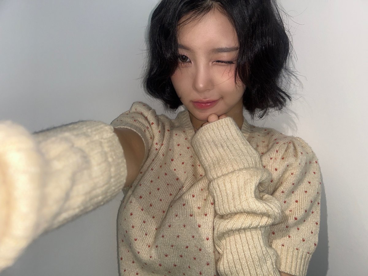 kdyeonpics's tweet photo. 260119 🐿️ 🫧 📷 (1)

#Kep1er #케플러 #김다연 #DAYEON #ダヨン https://t.co/cVtbbHspa2