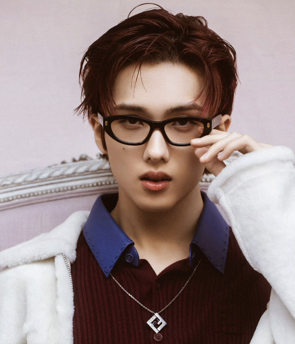 มาติดแฮชแท็กแสดงความยินดีให้จีซองกับการไปงาน Paris Fashion Week กันค่ะ🎉

ปีนี้เป็นปีทองของจีซองมาก ๆ มาแสดงความยินดีให้คนเก่งของเรากันเยอะ ๆ นะคะ😽🫶🏻

MODEL JISUNG AT PFW
#JISUNGxSYSTEMFW26