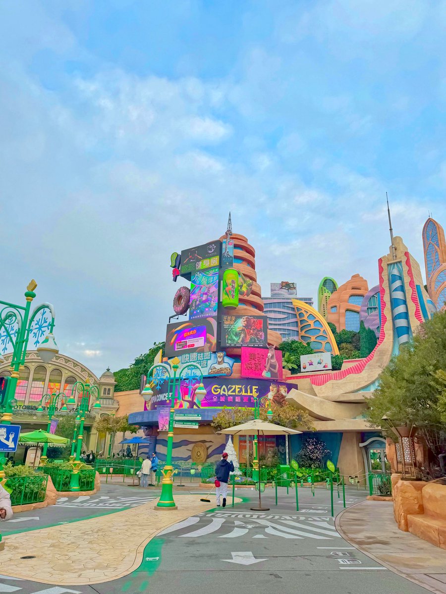 zoookamn's tweet image. 낮토피아 
트라이에브리띵 들으면서다니기
지피디 출근해야할것같음

밤토피아
주.우.우. 들어야함 꼭 반드시 무조건
당장 가젤콘서트 시작할것같음