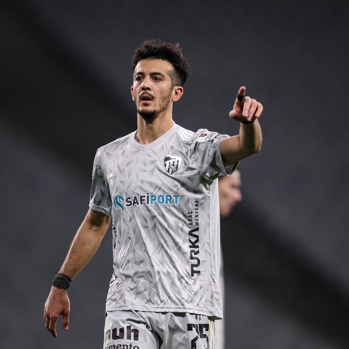 sporbultenicom's tweet photo. Tayfur Bingöl &amp; Kocaelispor

💥 16 maç
💥 5 gol
💥 1 asist
💥 Geçen sezon 33 maçtaki gol katkısına şimdiden ulaştı. https://t.co/3xtO1K8Z4J