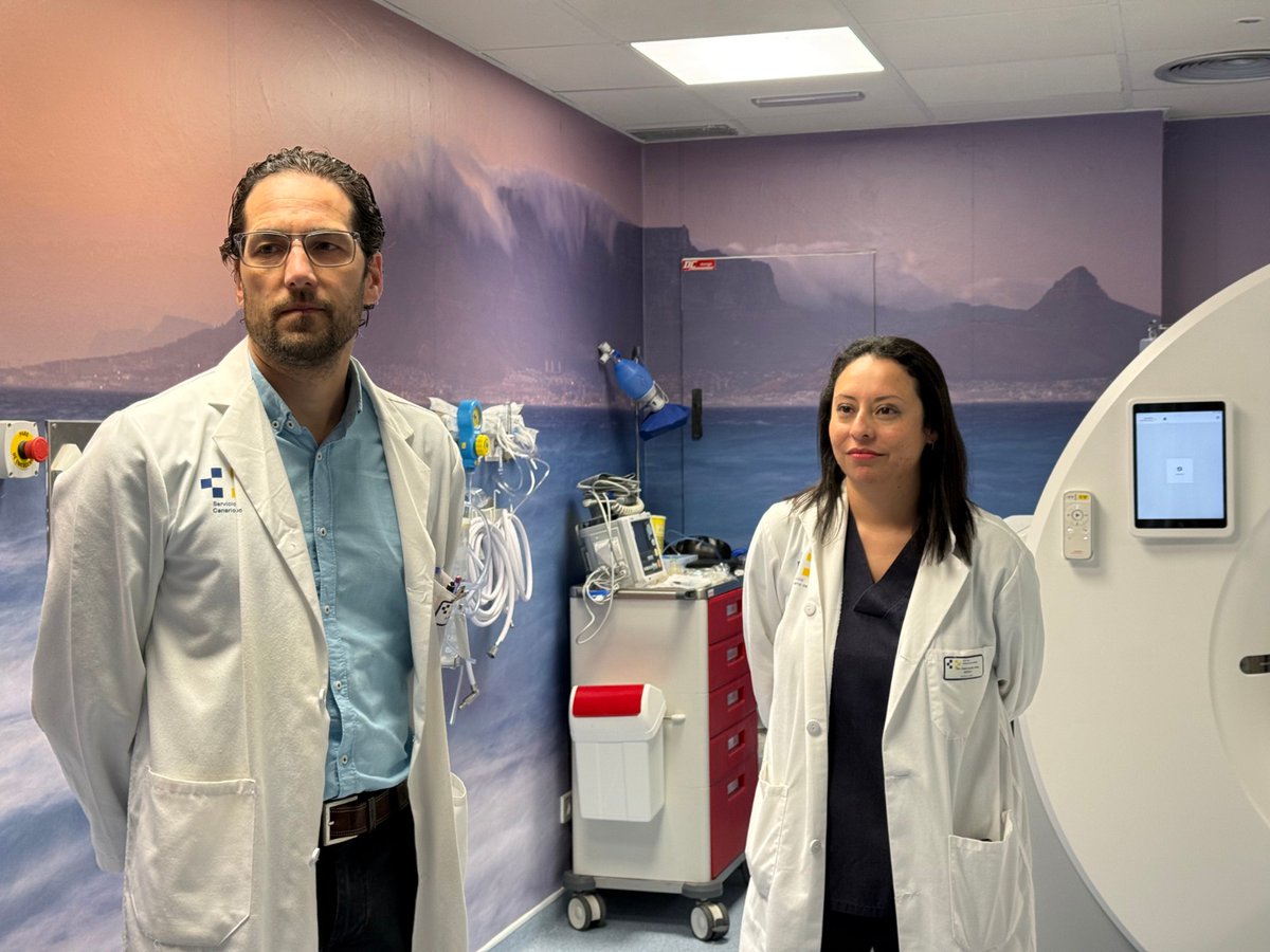 🏥El Hospital Molina Orosa pone en marcha un nuevo equipo de Tomografía Computarizada de última generación

El equipamiento permite realizar estudios de gran complejidad y ofrece una alta calidad de imagen con una menor dosis de radiación ☢️

(sigue 👇🏽)