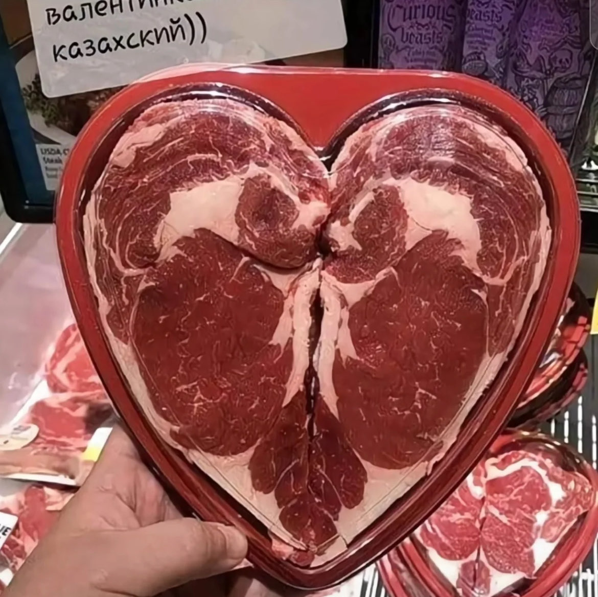 you1873118's tweet image. 今天的行情

你吃到 $ROLL 了吗？

它像爱情那样细水长流

慢慢地一步一步

至到K线直冲云霄

别再问它绿不绿，先问你肉票拿没拿

空投是惊喜，ROLL奖就是续命粮

错过了后面就没得机会了

这次跟上别被甩下车

这次必须要吃撑！

@rollxfi #吃ROLL了没  #ROLL