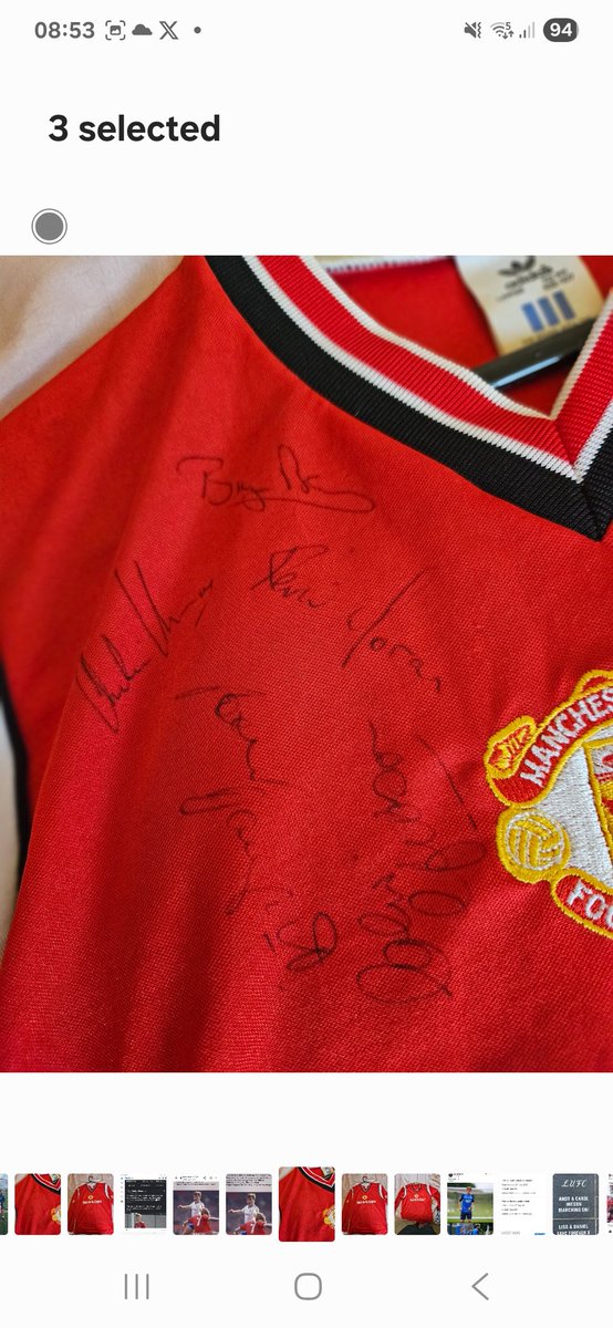 Anybody help me get some advice on this? Wondering how much it could be worth as been passed down to me. Any help is appreciated. 

#mufc #memorabilia