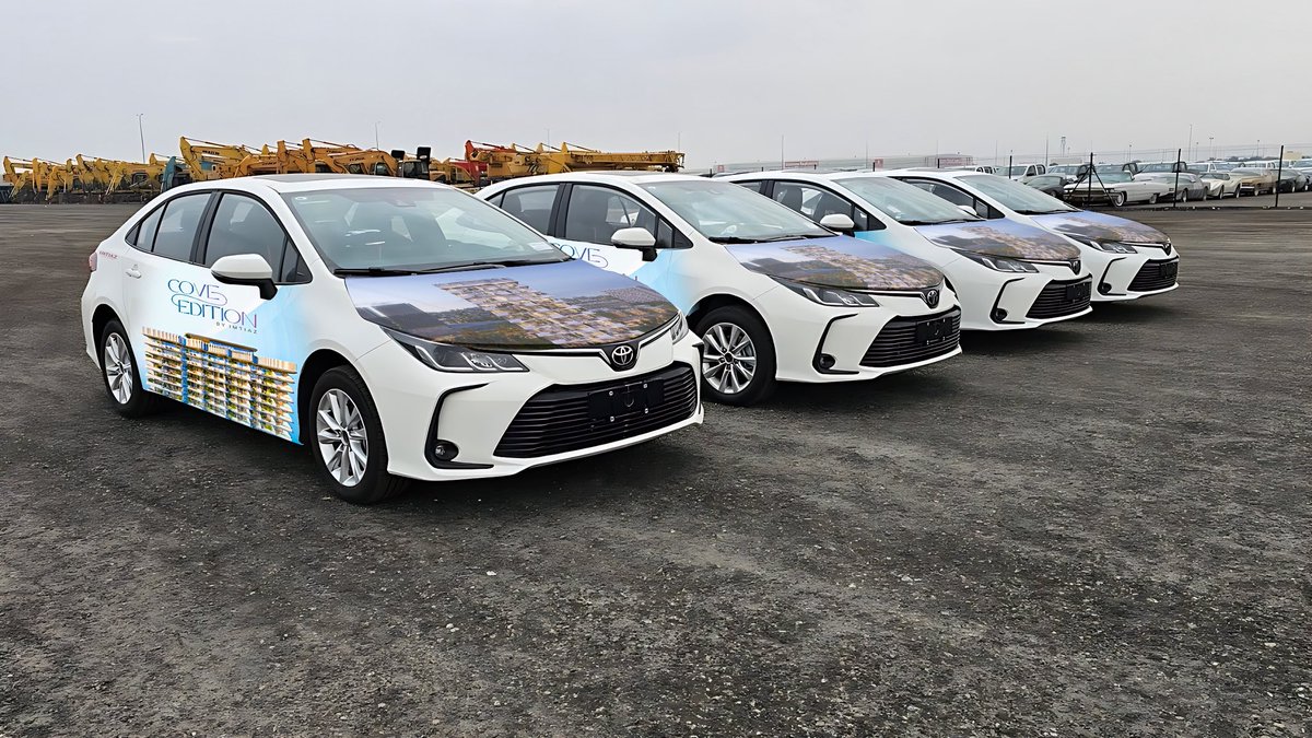 Vision2020Group's tweet image. We are proud to announce that we have launched our new Brand, and the greatest ever Advertising strategy in the UAE. 

This OOH Advertising strategy is the most unmissable, impactful, and measurable Marketing strategy ever in the UAE. 

#DriveAndEarn UAE 
#VehicleWrapAds UAE