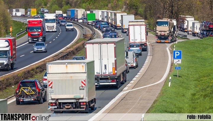 transportonline's tweet image. Wie zorgt ervoor dat jouw vrachtwagen niet vastzit in de file?

Lees meer: transport-online.nl/114410/wie-zor…

#sponsored #file #vrachtwagens #verkeer #nieuws