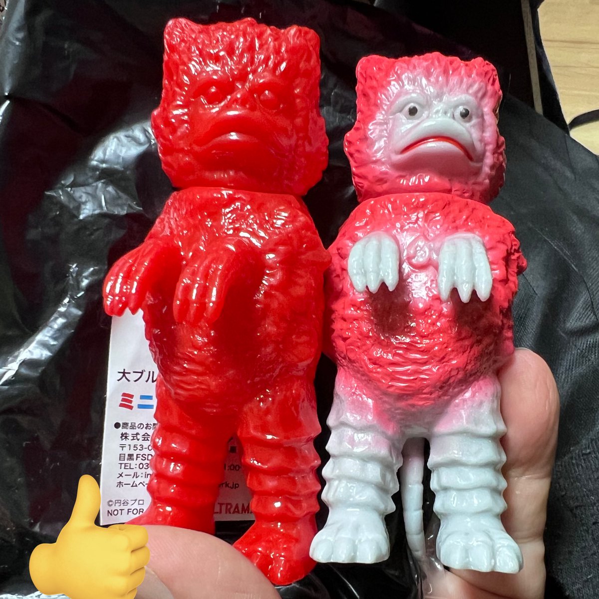 入場特典ミニガラモン、首ゆるゆるなのは個体差だと思ったら他の人も