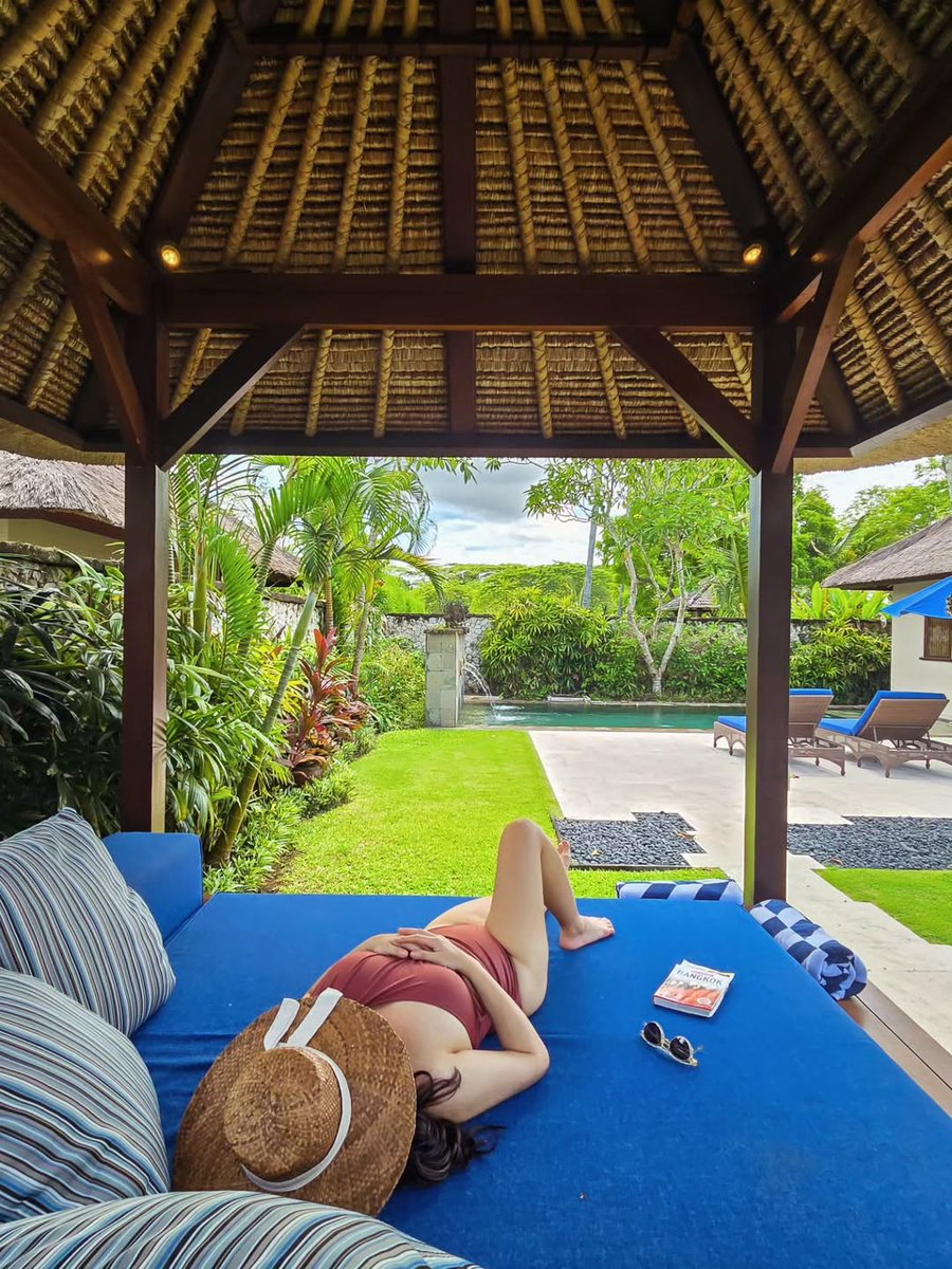 sangpengarsip's tweet image. Rinrin Marinka.