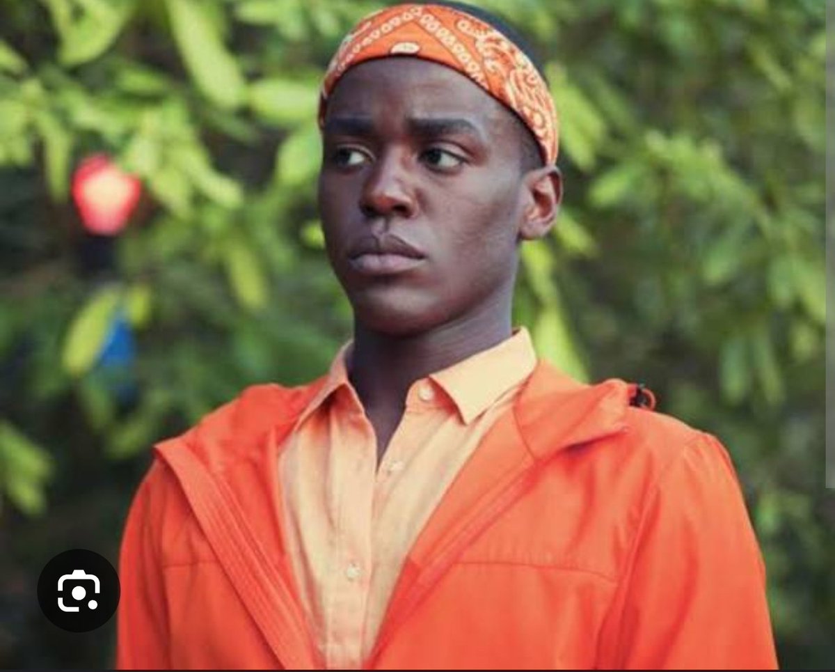 Boyravee's tweet image. This Guys role on s3x Ed traumatised me 💔😭