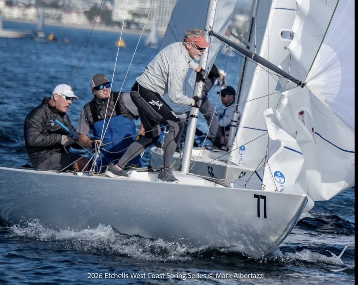 Etchells - Bill Bennett Regatta 

📷 Mark Albertazzi