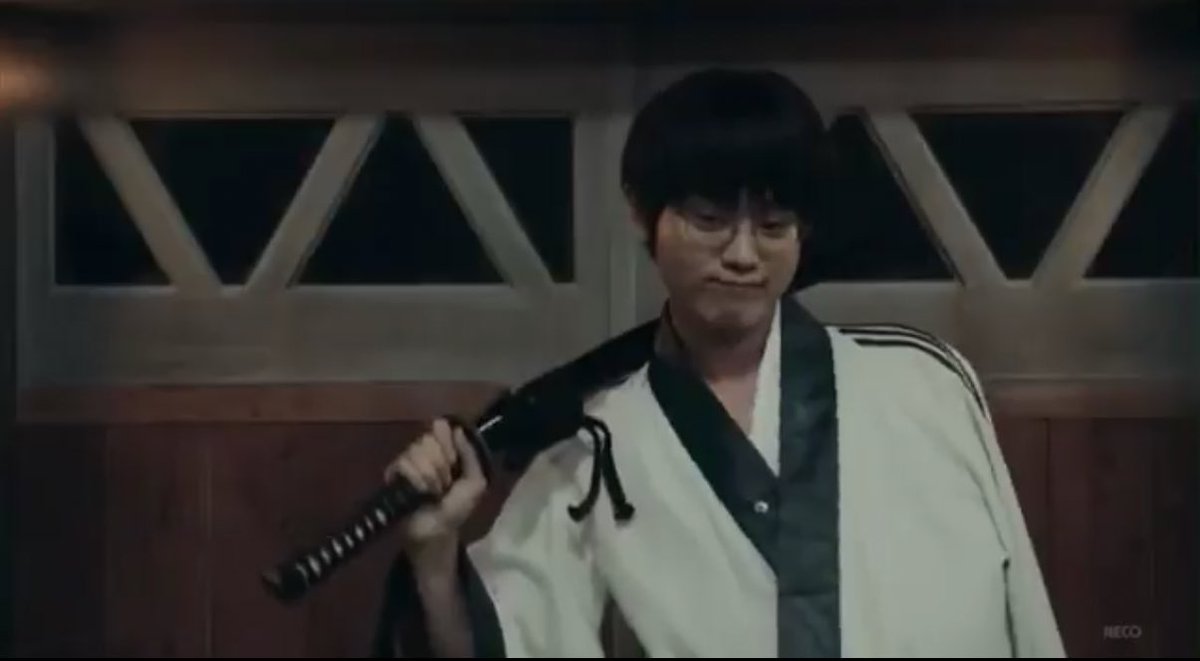 표정 어떡해… 너무귀엽잖아…

⚯̫  <<딱 이표정이다